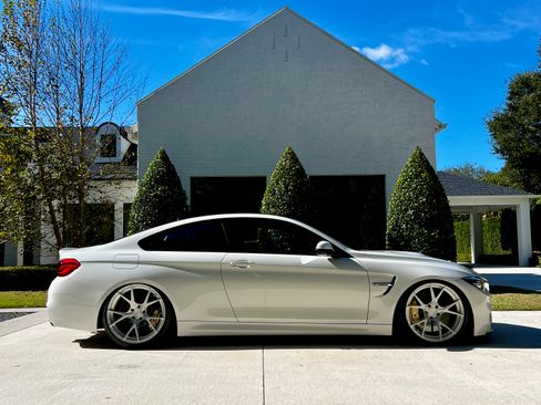 Used 2019 BMW M4 Coupe image 1