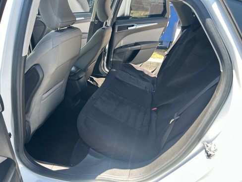 Used 2015 Ford Fusion S FWD image 11