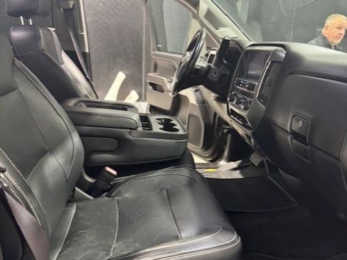 Used 2015 Chevrolet Silverado 2500 LT w/ LT Convenience Package image 5