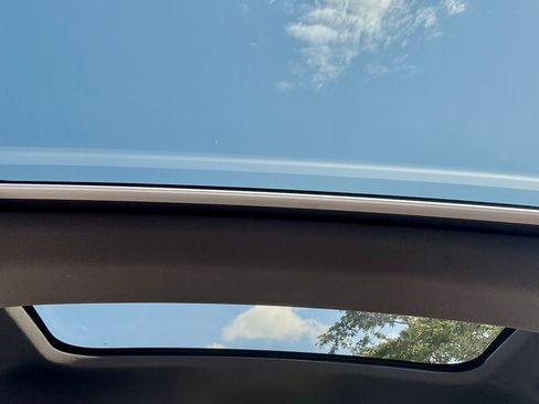 Used 2018 Porsche Panamera w/ Premium Package Plus RWD image 14