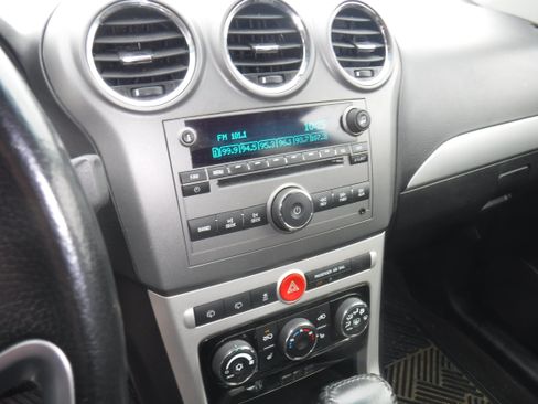 Used 2012 Chevrolet Captiva Sport LTZ image 8