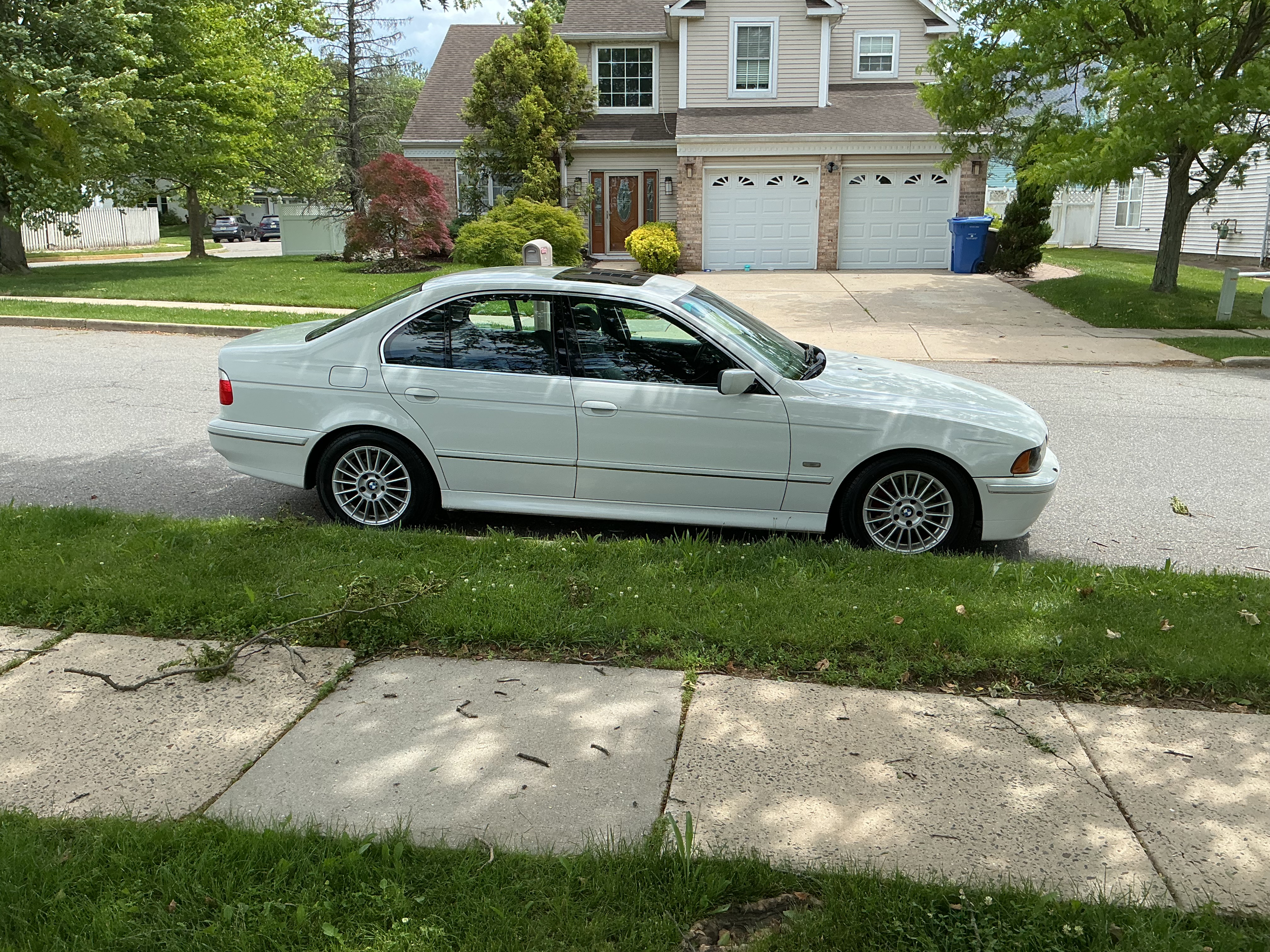 Used 2002 BMW 540i Sedan RWD image 9