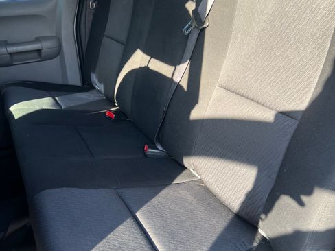 Used 2013 Chevrolet Silverado 1500 W/T image 9