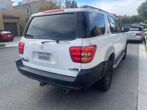 Used 2002 Toyota Sequoia SR5 image 6