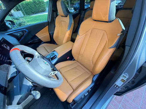 Used 2025 BMW X3 M50 w/ Premium Package image 9