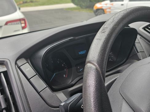 Used 2018 Ford Transit 250 130 Low Roof image 4