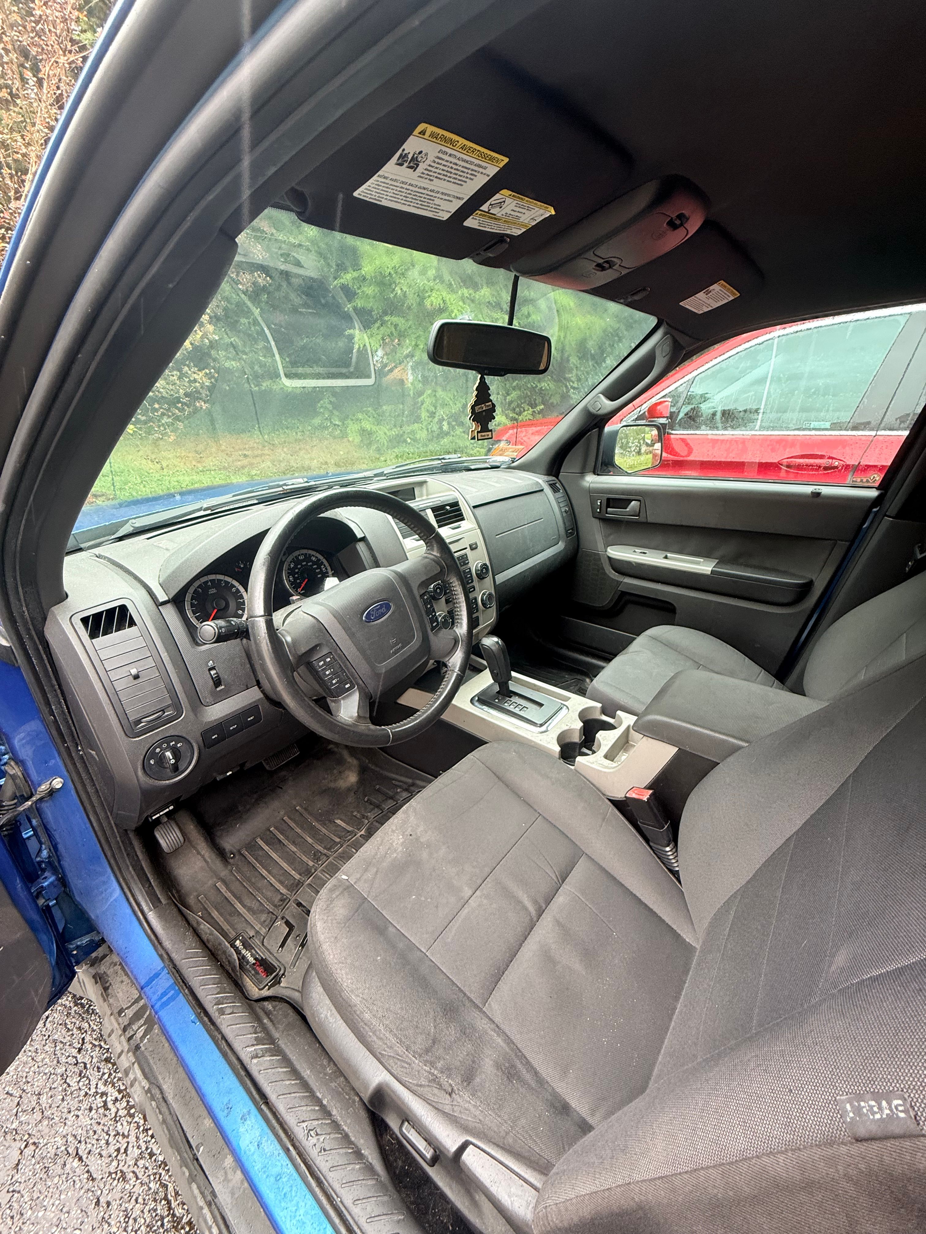 Used 2011 Ford Escape XLT FWD image 6