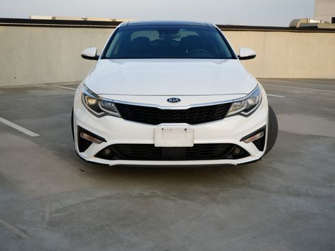 Used 2019 Kia Optima EX w/ EX Premium Package image 10