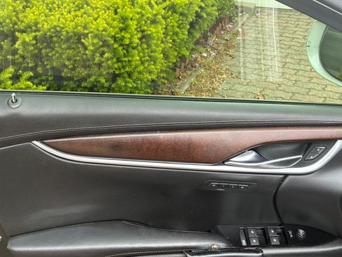 Used 2019 Cadillac XTS Luxury FWD image 14