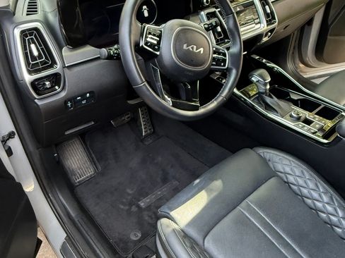 Used 2023 Kia Sorento SX image 5