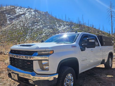 Used 2021 Chevrolet Silverado 3500 LT w/ All Star Edition AWD/4WD image 4