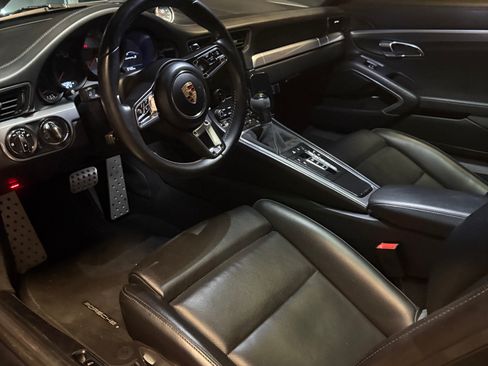 Used 2017 Porsche 911 Carrera S image 5