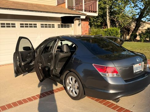 Used 2010 Honda Accord EX-L image 8