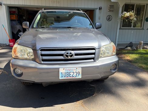 Used 2007 Toyota Highlander Sport AWD/4WD image 9