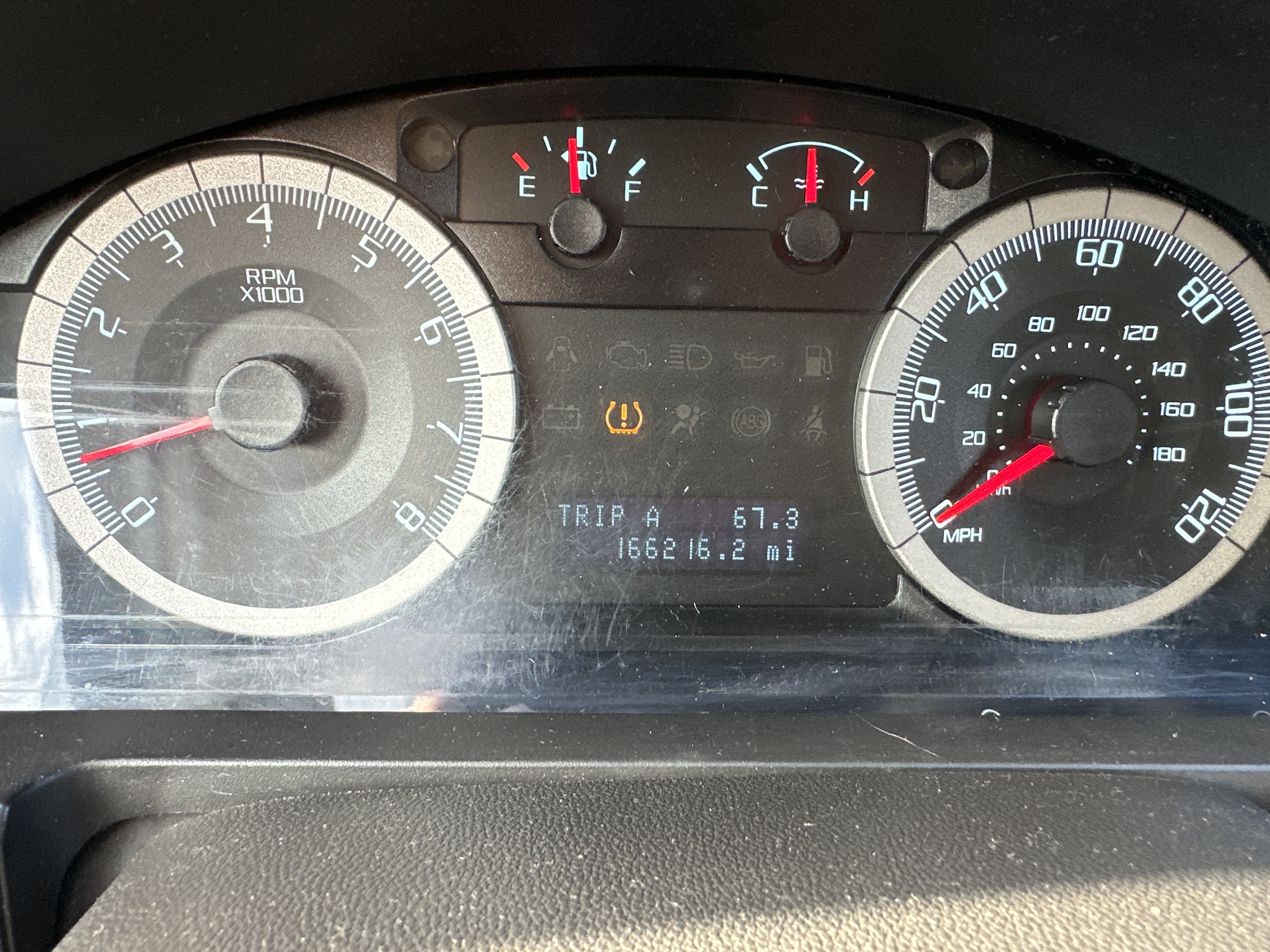 Used 2010 Ford Escape XLT AWD/4WD image 12