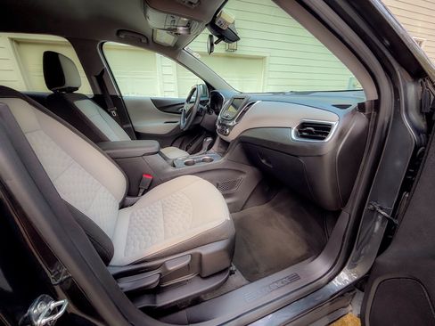 Used 2019 Chevrolet Equinox LT image 10