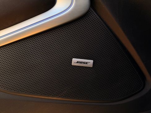 Used 2019 Chevrolet Camaro SS image 8