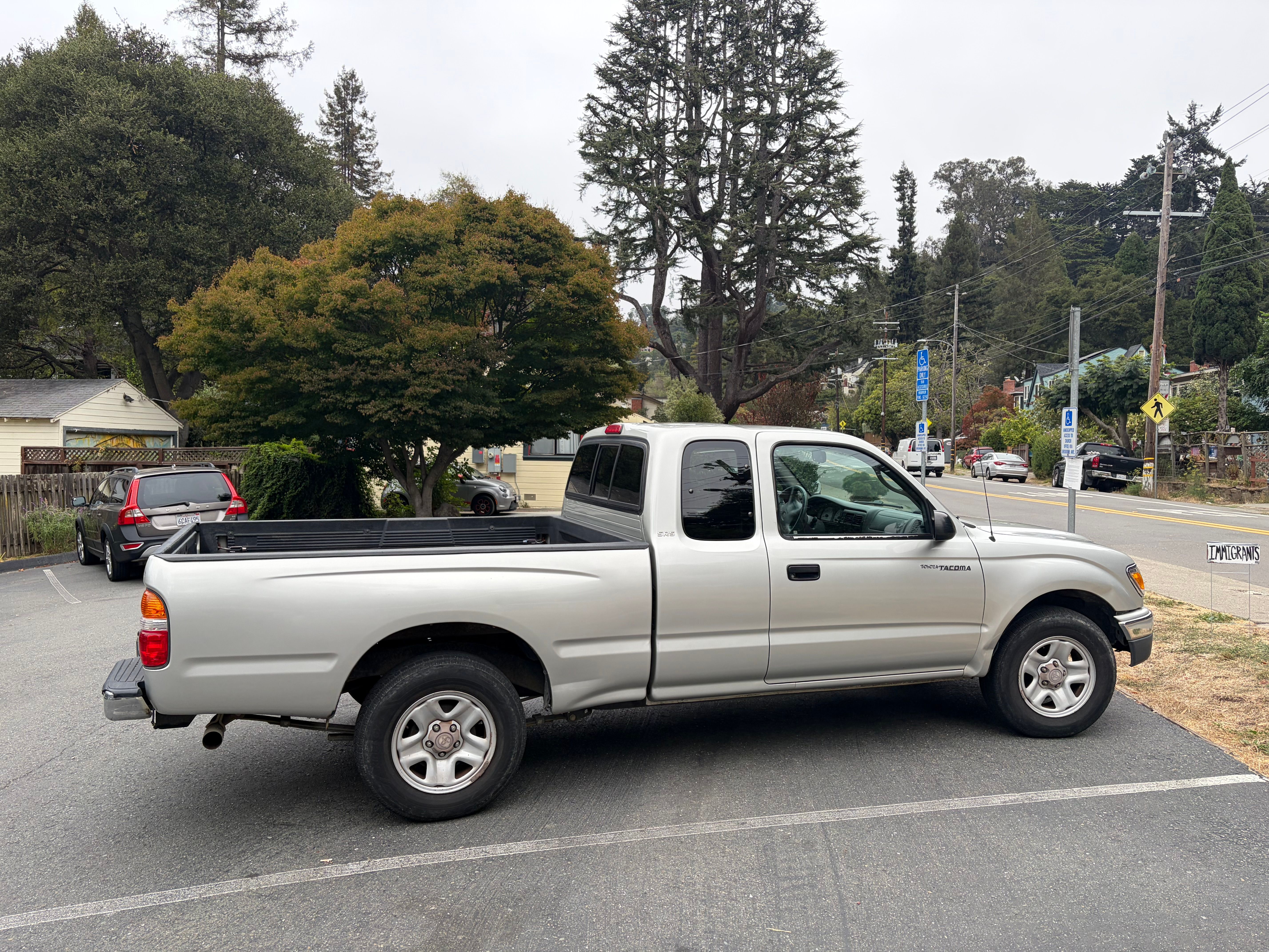 Used 2001 Toyota Tacoma 2WD Xtracab w/ SR5 Pkg w/ Chrome Pkg image 8