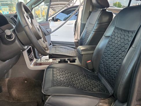 Used 2012 Nissan Pathfinder LE image 11