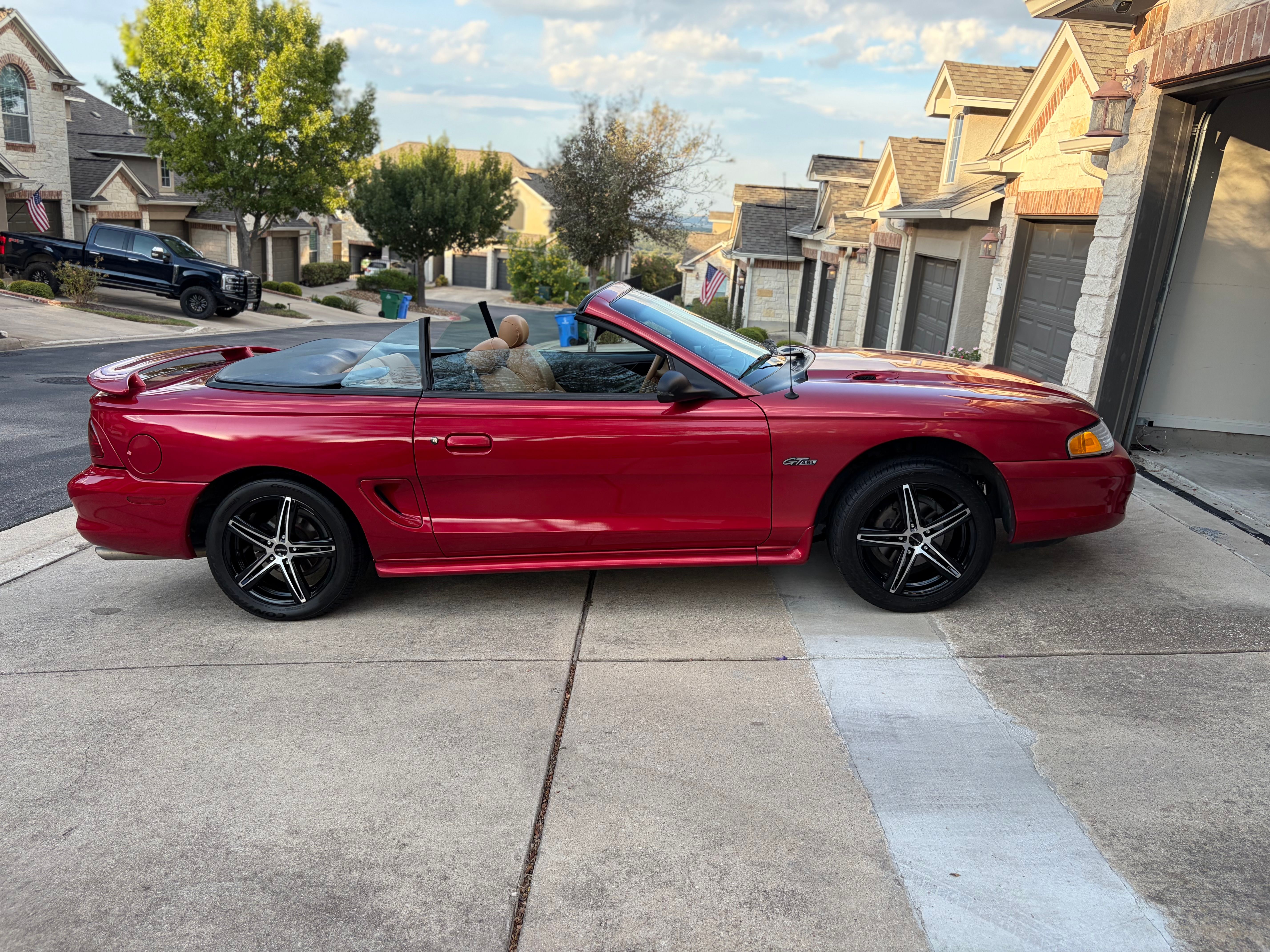 Used 1996 Ford Mustang GT RWD image 2