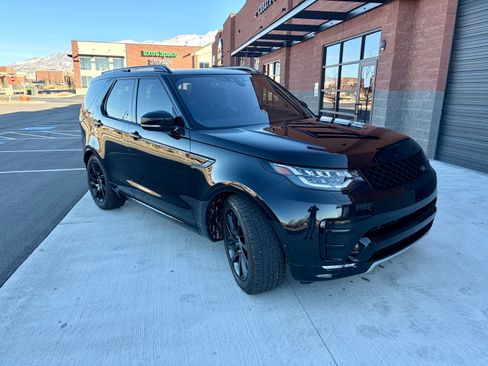 Used 2018 Land Rover Discovery HSE Luxury image 9