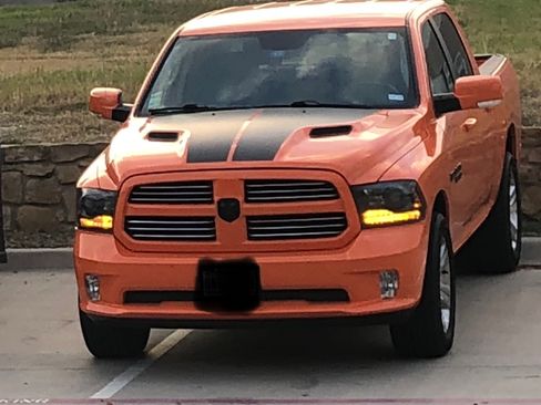 Used 2015 RAM 1500 Sport w/ Ignition Orange Sport Package image 18