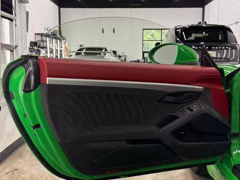 Used 2022 Porsche 718 Boxster Spyder image 16