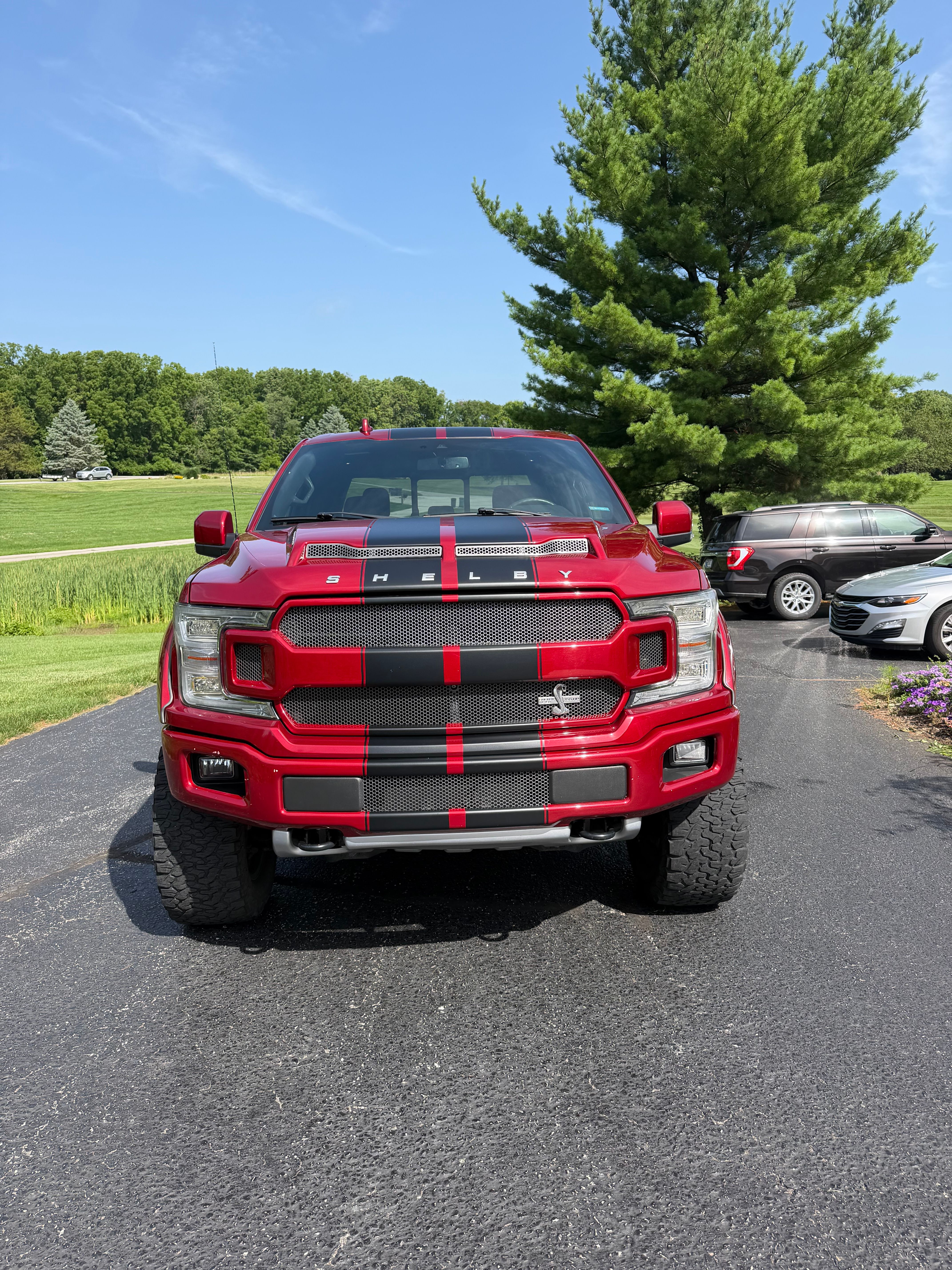 Used 2018 Ford F150 Lariat w/ Equipment Group 502A Luxury AWD/4WD image 4