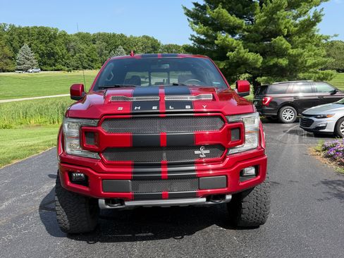 Used 2018 Ford F150 Lariat w/ Equipment Group 502A Luxury AWD/4WD image 4