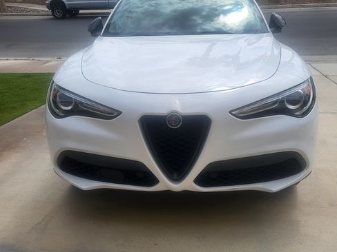 Used 2019 Alfa Romeo Stelvio w/ Nero Edizione image 10