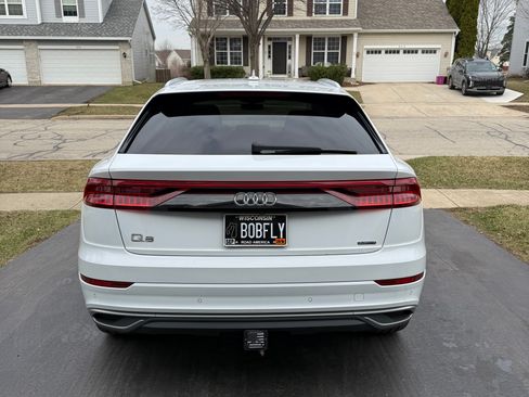 Used 2019 Audi Q8 Premium Plus w/ Premium Plus AWD/4WD image 2