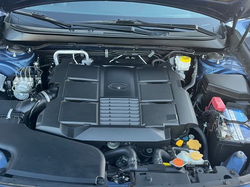 Used 2019 Subaru Outback 3.6R Limited image 14