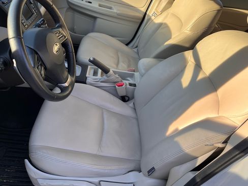 Used 2012 Subaru Impreza 2.0i Limited image 17