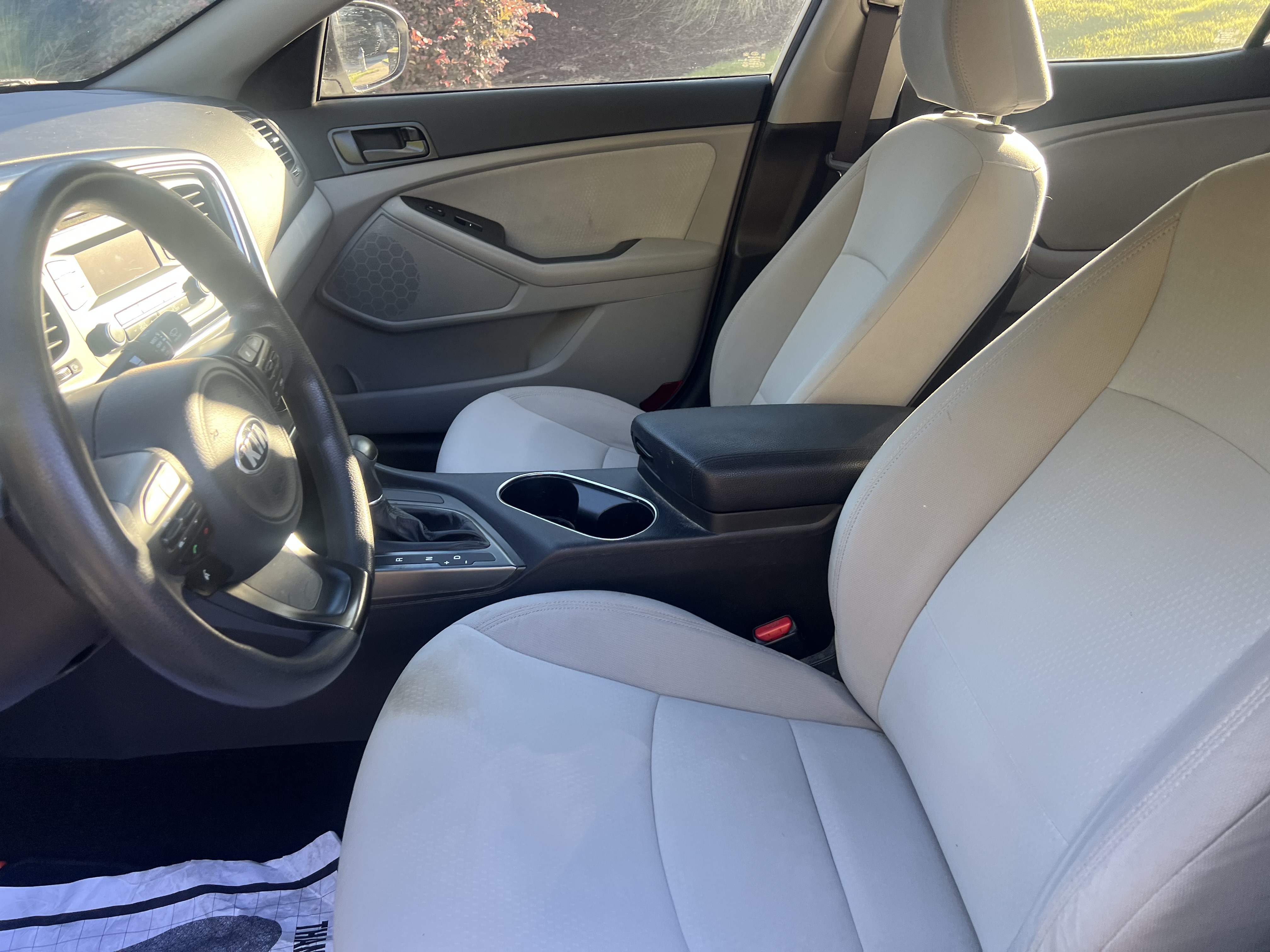 Used 2015 Kia Optima LX FWD image 8