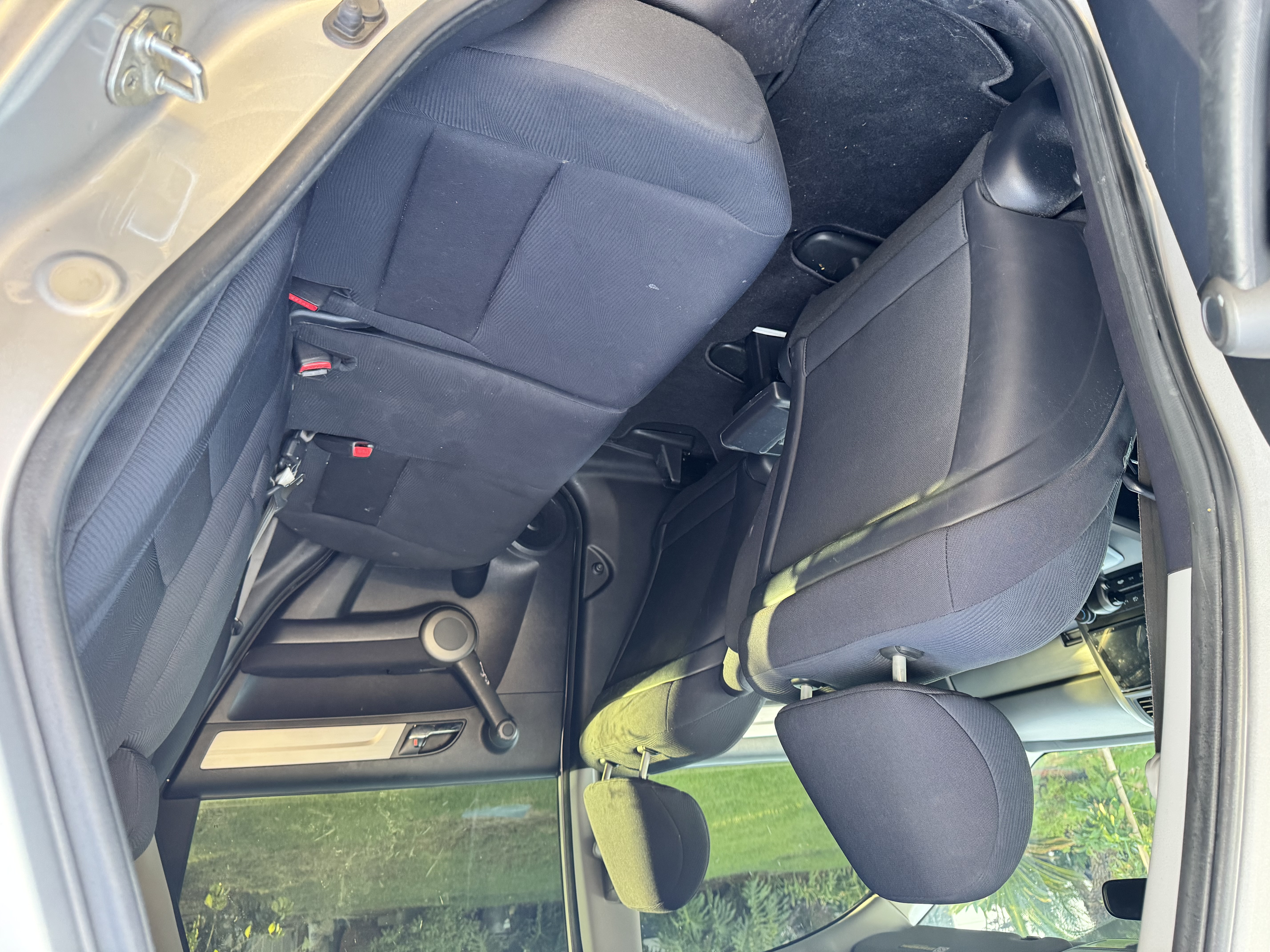 Used 2010 Honda CR-V LX image 5