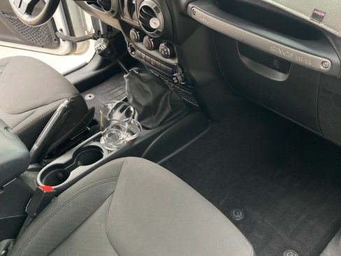 Used 2015 Jeep Wrangler Sport w/ Quick Order Package 23S image 14