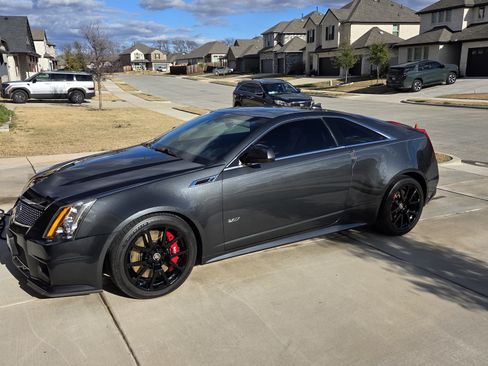 Used 2015 Cadillac CTS V image 1