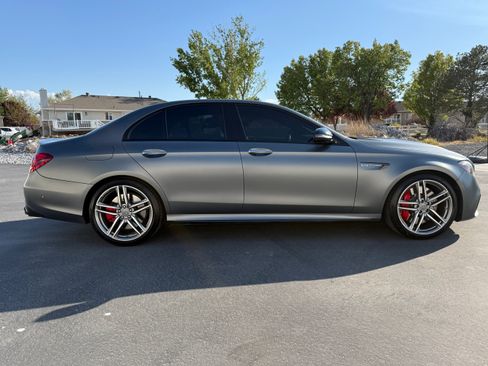 Used 2019 Mercedes-Benz E 63 AMG S image 1