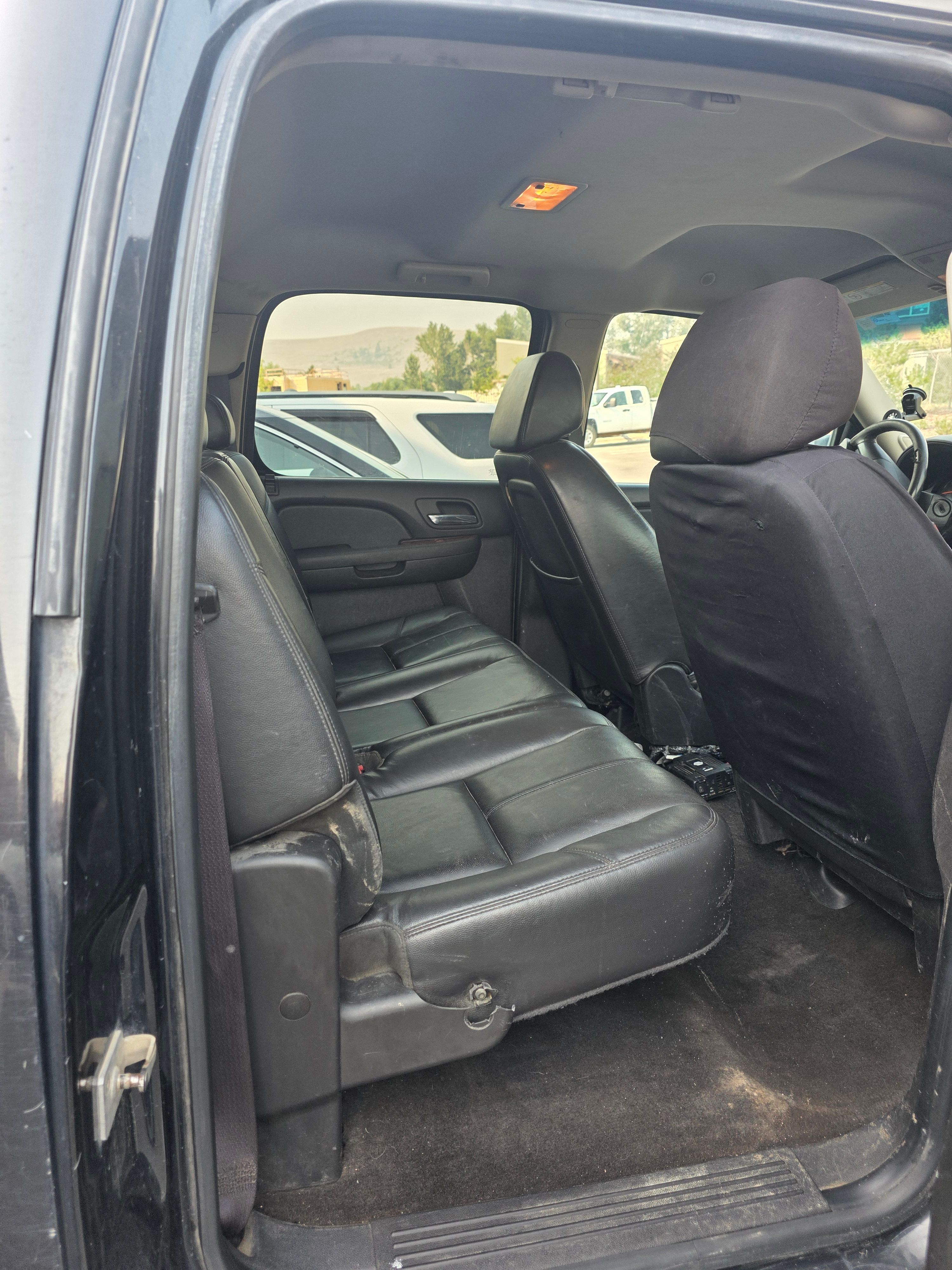 Used 2009 Chevrolet Silverado 2500 LTZ w/ Safety Package AWD/4WD image 2