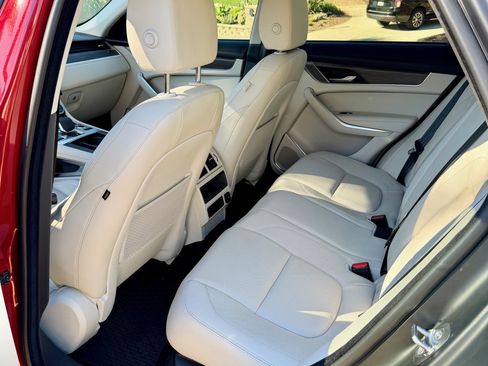 Used 2021 Jaguar F-PACE S image 5