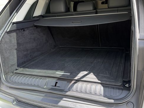 Used 2016 Land Rover Range Rover Sport SE image 6