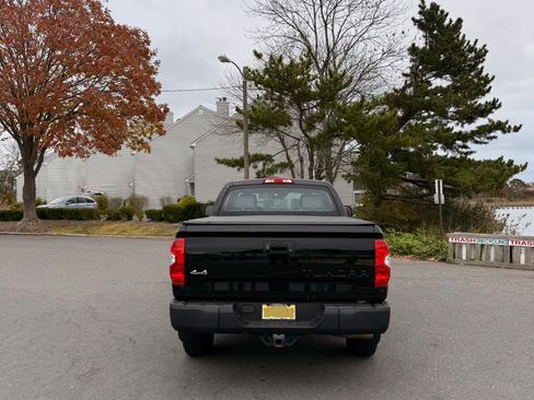 Used 2018 Toyota Tundra SR image 5