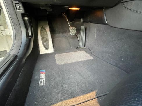 Used 2010 BMW M6 Coupe image 24