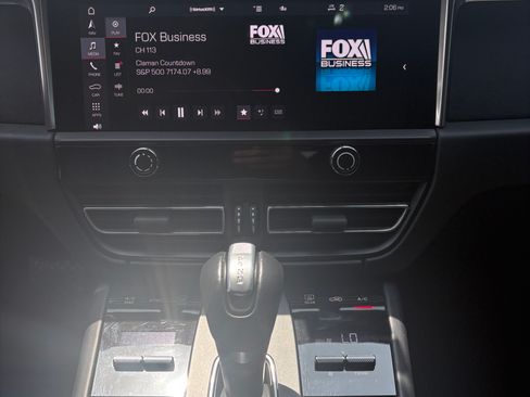 Used 2023 Porsche Macan GTS AWD/4WD image 10