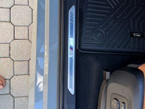 Used 2024 BMW X5 sDrive40i w/ M Sport Package image 17