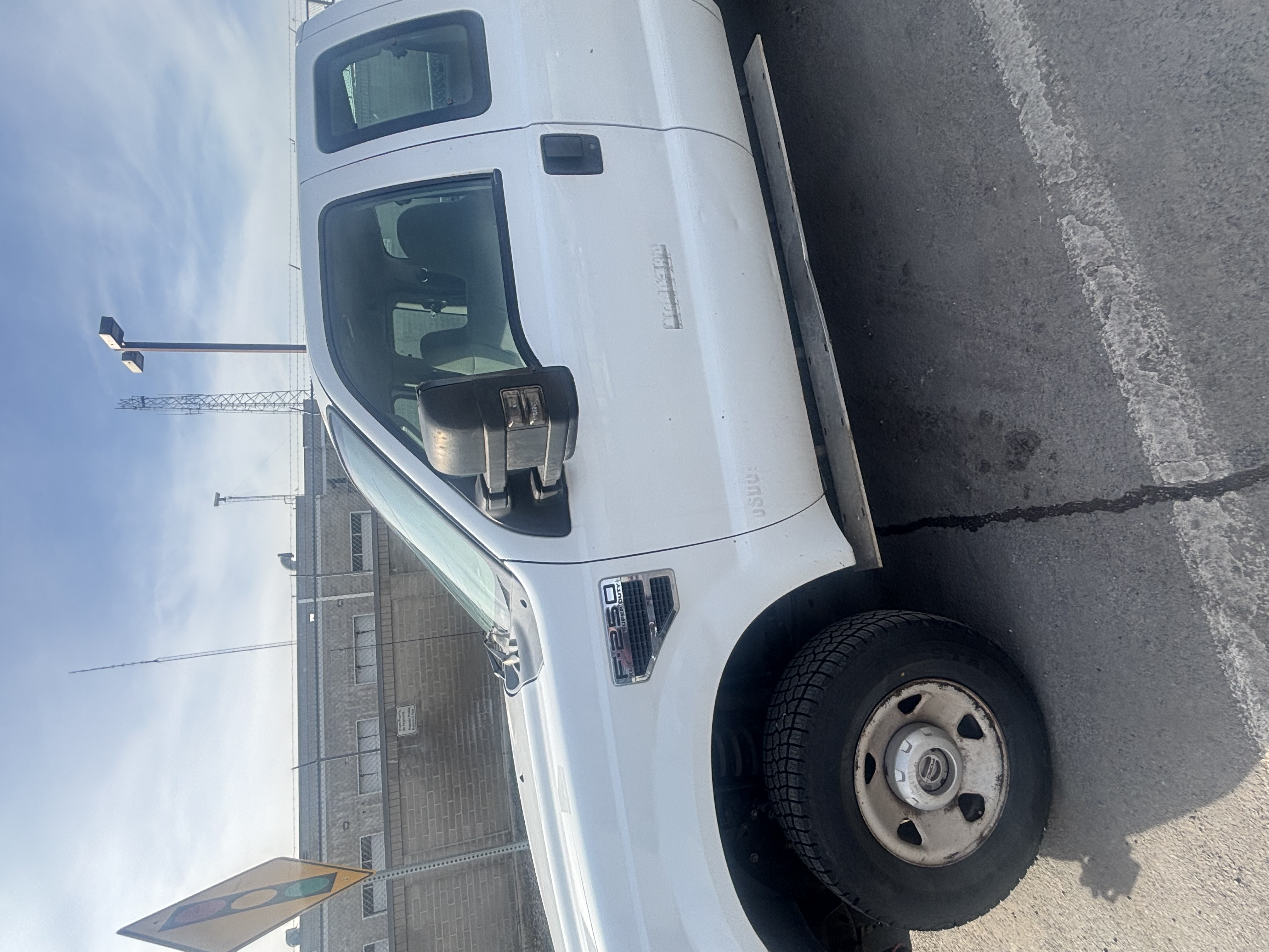 Used 2009 Ford F250 XLT AWD/4WD image 4