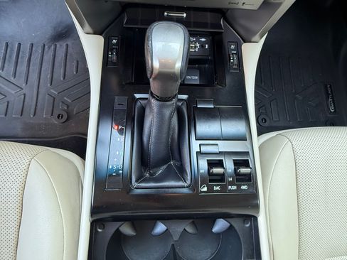 Used 2021 Lexus GX 460 Premium image 21