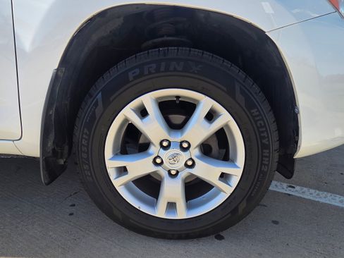 Used 2012 Toyota RAV4 Sport Utility 4D w/ Upgrade Value Pkg image 12