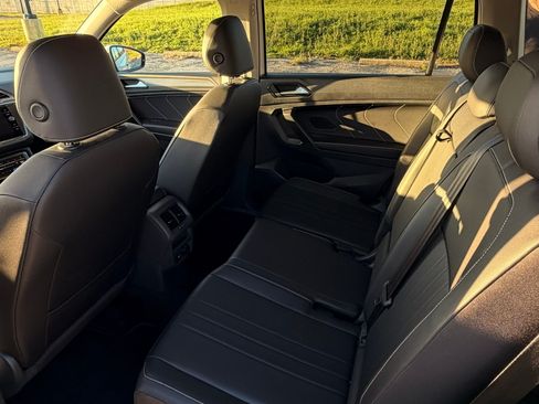 Used 2023 Volkswagen Tiguan SE image 24