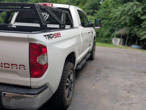 Used 2020 Toyota Tundra SR5 w/ TRD Off-Road Package AWD/4WD image 9